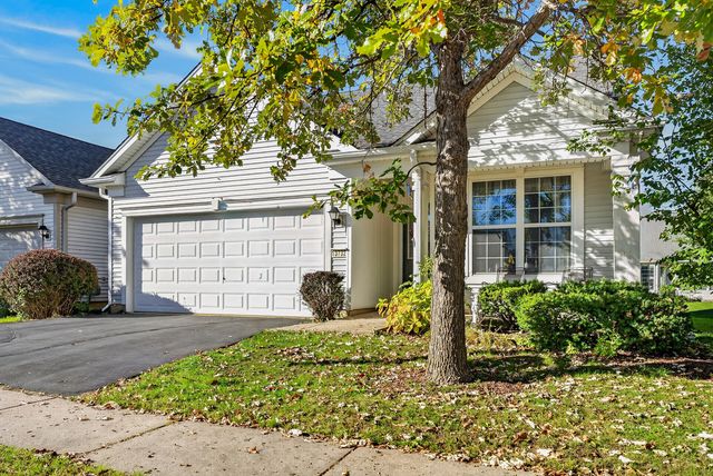 13732 Pineview Drive, Huntley, IL 60142