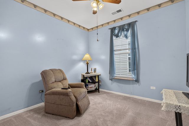 13732 Pineview Drive, Huntley, IL 60142