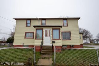 96 Jones Street, Mount Clemens, MI 48043