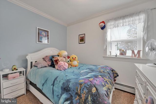 7 PLEASANT DR, Lancaster, PA 17602