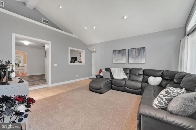 7 PLEASANT DR, Lancaster, PA 17602