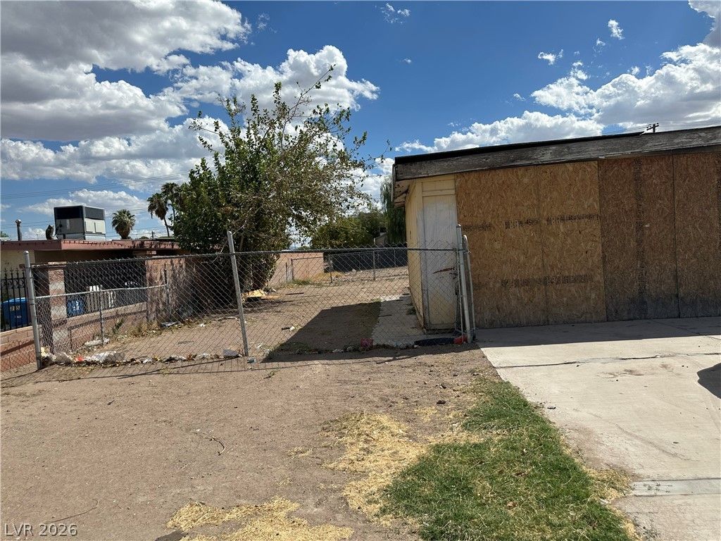 1524 D Street, Las Vegas, NV 89106 — photo 4