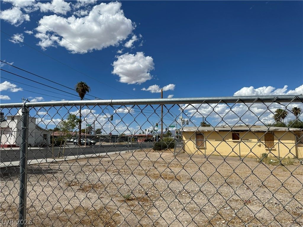 1524 D Street, Las Vegas, NV 89106 — photo 5
