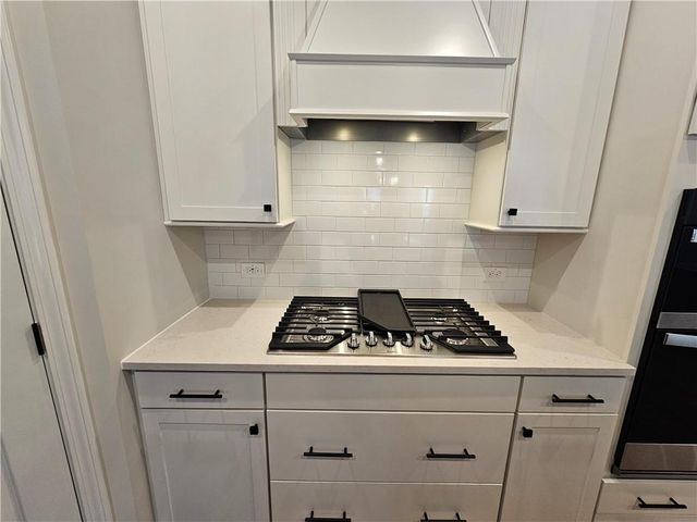 5030 Sierra Creek Drive, Hoschton, GA 30548