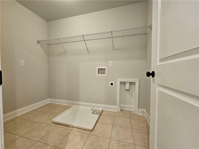 5030 Sierra Creek Drive, Hoschton, GA 30548