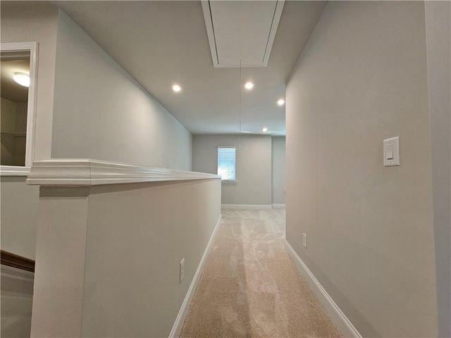 5030 Sierra Creek Drive, Hoschton, GA 30548