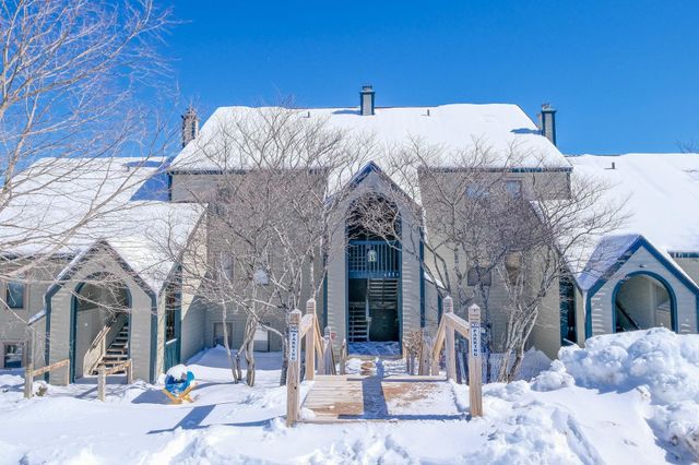 35 White Loop B101, Ludlow, VT 05149