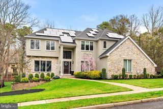 5 OAK RIDGE CT, Voorhees, NJ 08043