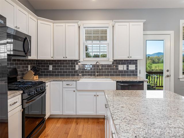 17 Dreambird Drive, Leicester, NC 28748