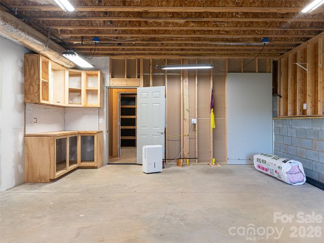 17 Dreambird Drive, Leicester, NC 28748