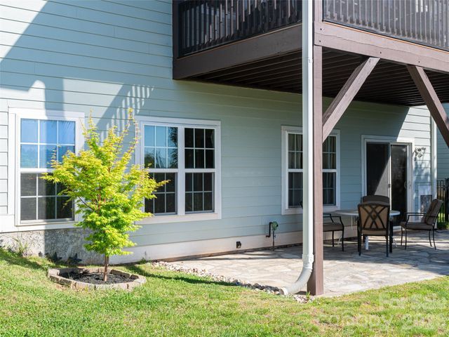 17 Dreambird Drive, Leicester, NC 28748