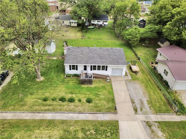 1521 Webster Street, Chillicothe, MO 64601