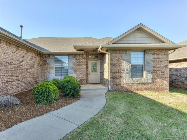 8216 NW 160th Terrace, Edmond, OK 73013