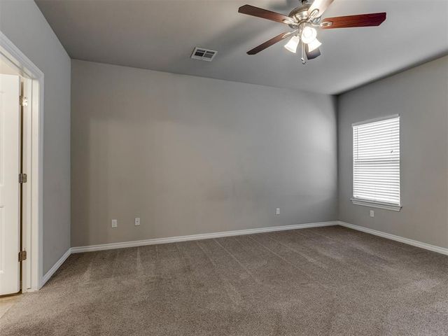 8216 NW 160th Terrace, Edmond, OK 73013