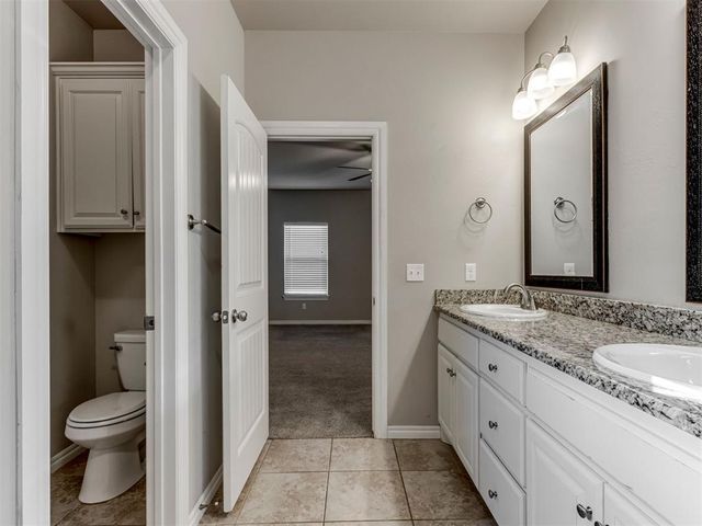 8216 NW 160th Terrace, Edmond, OK 73013