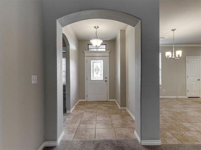 8216 NW 160th Terrace, Edmond, OK 73013