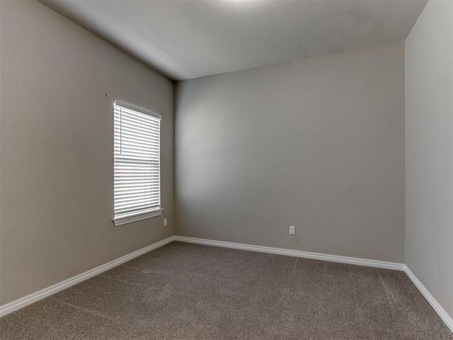 8216 NW 160th Terrace, Edmond, OK 73013