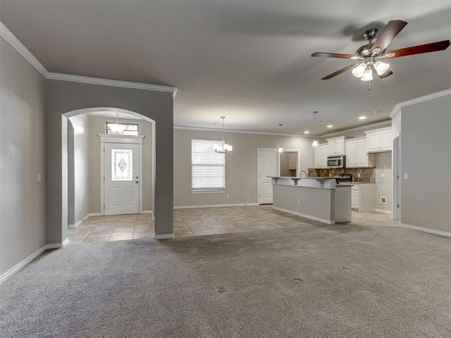8216 NW 160th Terrace, Edmond, OK 73013