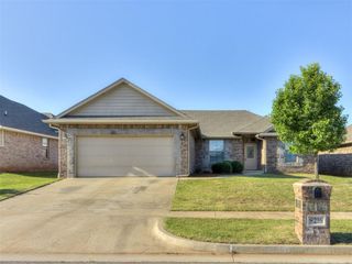 8216 NW 160th Terrace, Edmond, OK 73013