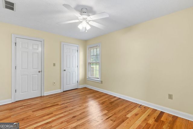 1104 Brookfield Drive SE, Conyers, GA 30013