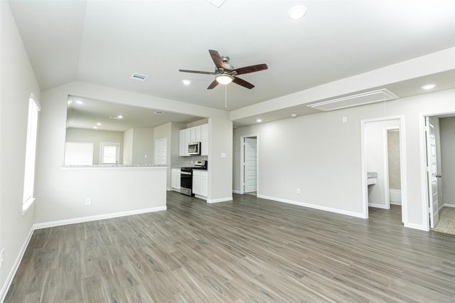 14022 Mount Hunter Drive, Willis, TX 77318