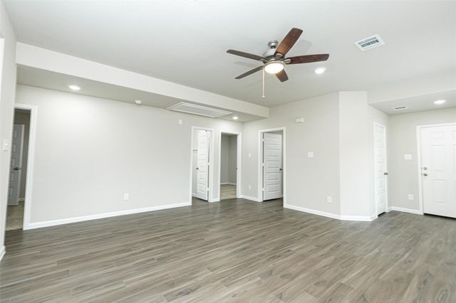 14022 Mount Hunter Drive, Willis, TX 77318