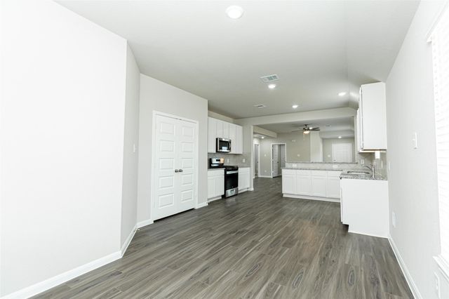 14022 Mount Hunter Drive, Willis, TX 77318