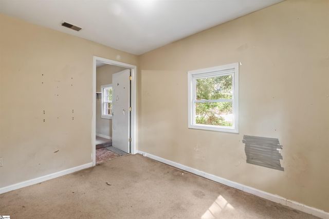252 N Suber Road, Greer, SC 29651