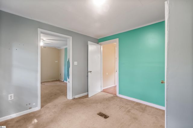 252 N Suber Road, Greer, SC 29651