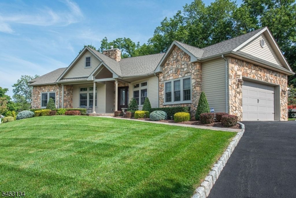 7 Dehart Ct, Wayne Twp., NJ 07470 — photo 2