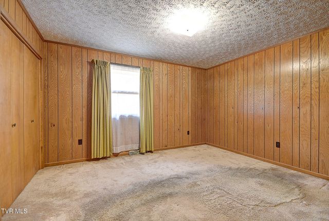 2301 Norwich Place, Kingsport, TN 37660
