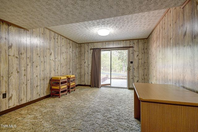 2301 Norwich Place, Kingsport, TN 37660