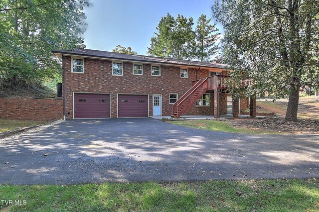 2301 Norwich Place, Kingsport, TN 37660