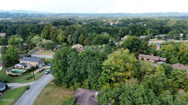2301 Norwich Place, Kingsport, TN 37660