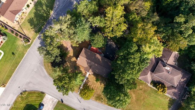 2301 Norwich Place, Kingsport, TN 37660