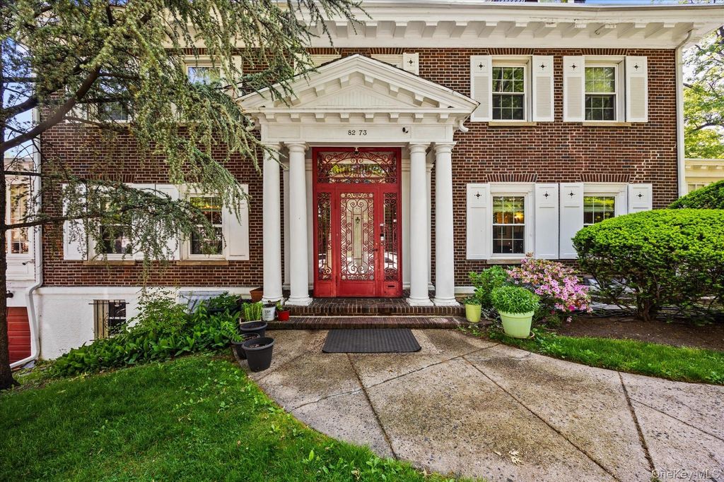 8273 Beverly Road, Kew Gardens, NY 11415 — photo 5