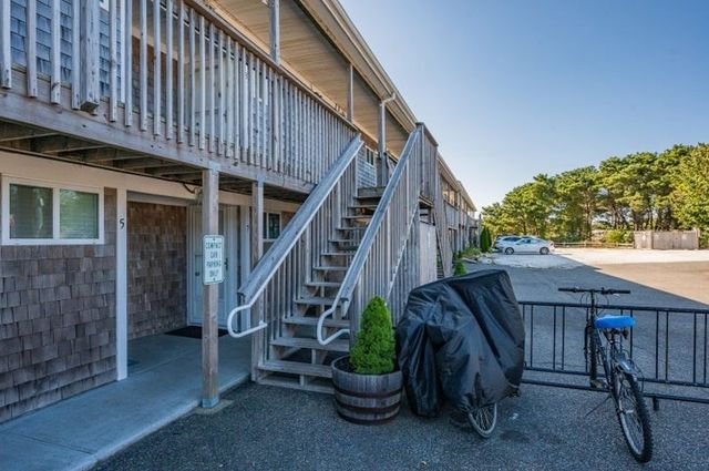 132 Shore Road 7, Truro, MA 02652