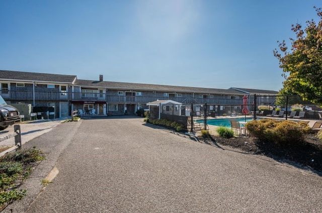 132 Shore Road 7, Truro, MA 02652