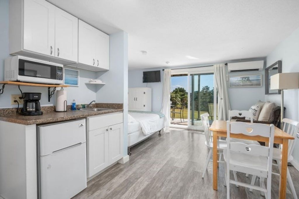 132 Shore Road 7, Truro, MA 02652