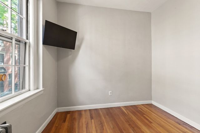 78 Phillips St 3, Boston, MA 02114