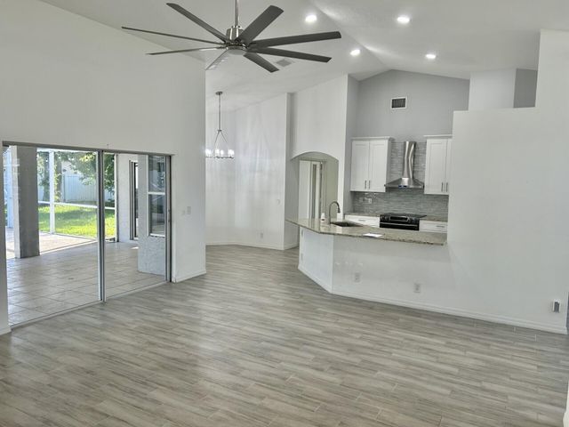2549 SE Tiger Avenue, Port St Lucie, FL 34952