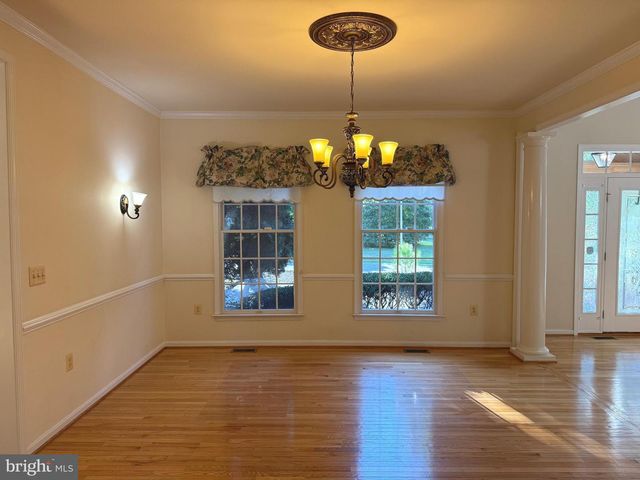 8069 ALEXANDER PL, La Plata, MD 20646