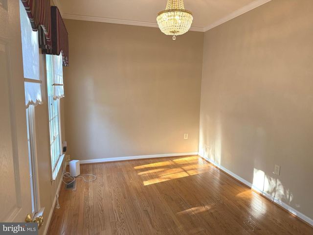 8069 ALEXANDER PL, La Plata, MD 20646