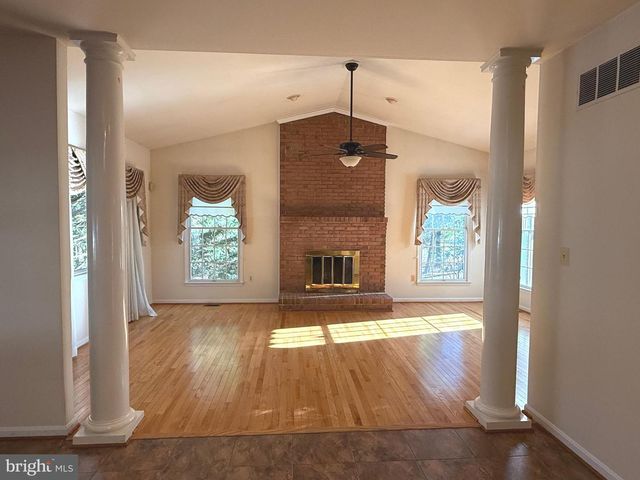 8069 ALEXANDER PL, La Plata, MD 20646