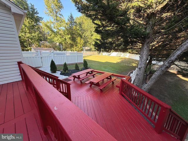 8069 ALEXANDER PL, La Plata, MD 20646