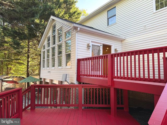 8069 ALEXANDER PL, La Plata, MD 20646