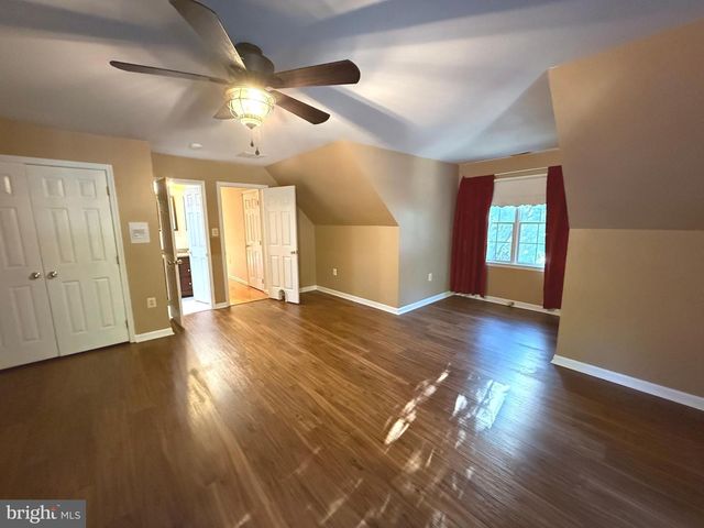 8069 ALEXANDER PL, La Plata, MD 20646