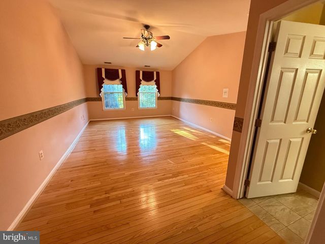 8069 ALEXANDER PL, La Plata, MD 20646