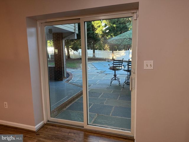 8069 ALEXANDER PL, La Plata, MD 20646