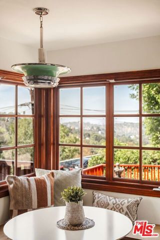 4172 Sea View Lane, Los Angeles, CA 90065